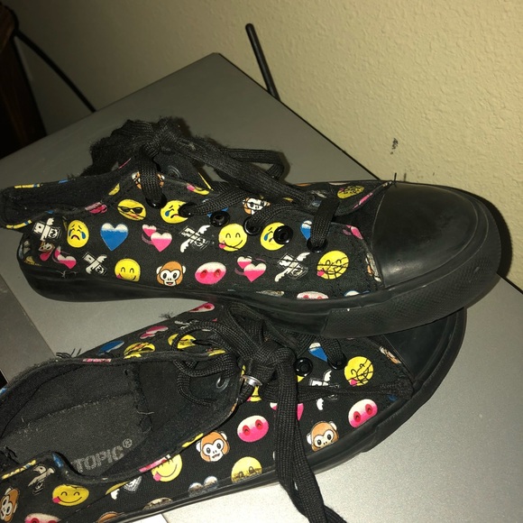 Emoji Sneakers - Picture 5 of 5